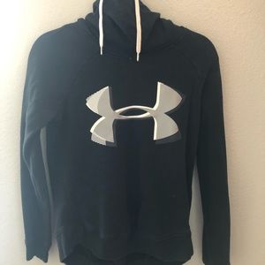 Underarmour sweatshirt